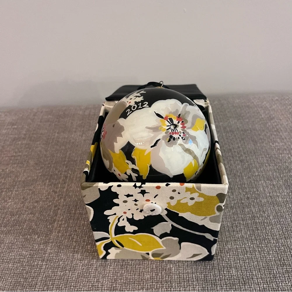 Vera Bradley excellent preowned